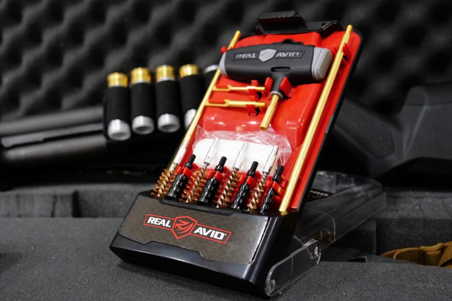 Real Avid<sup>®</sup> Gun Boss<sup>®</sup> PRO HANDGUN Tisztítókészlet