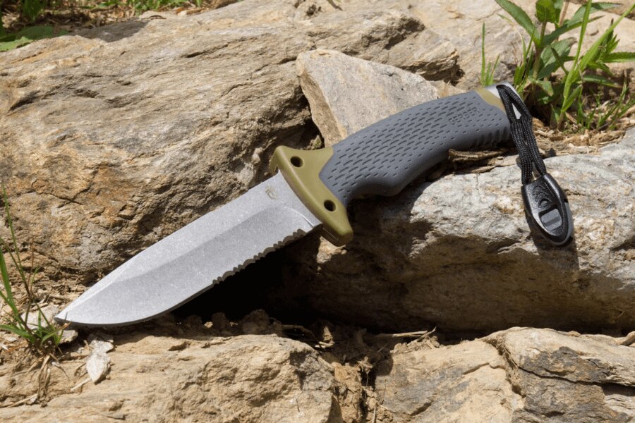 Ultimate Survival Gerber fix pengés kés. Forrás: Rigad