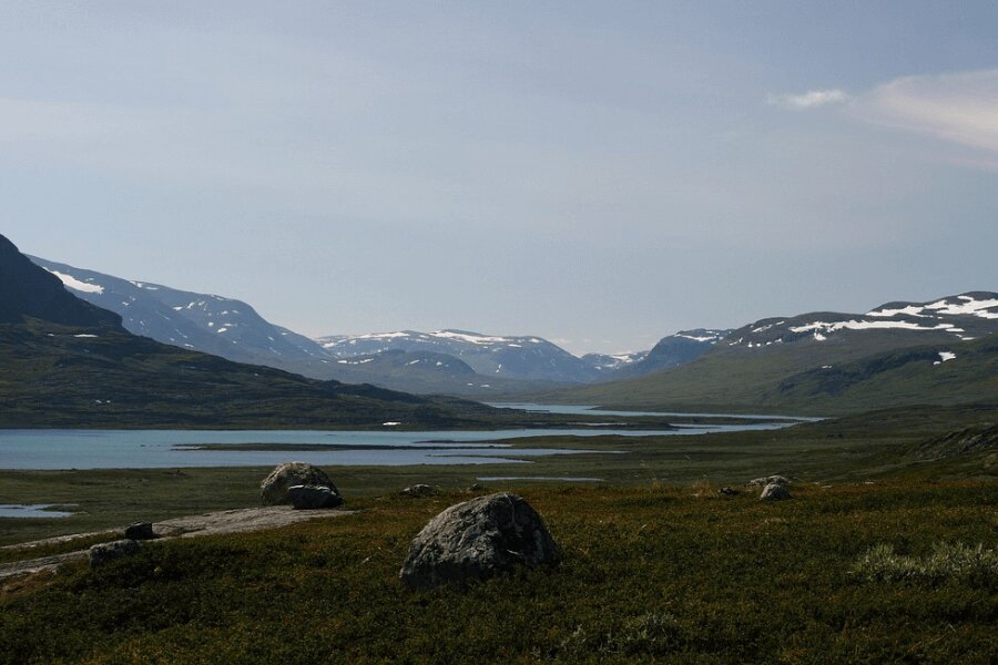 Kungsleden, Svédország. Forrás: https://pixabay.com/cs/photos/%C5%A1v%C3%A9dsko-laponsko-kungsleden-krajina-1093279/