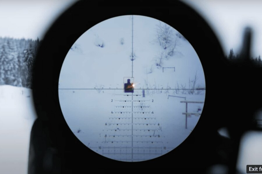 A GOAST Target System<sup>®</sup> E-Type hőreagáló célpont eltalálásakor felgyullad a GOAST Target System<sup>®</sup> LED Flasher céljelzője. Forrás: parallaxcts.com, Rigad.cz