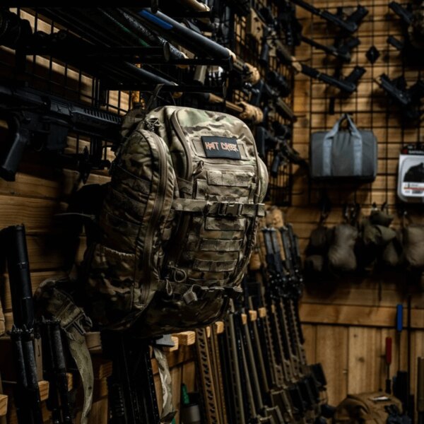 Taktikai hátizsák Mission Assault Eberlestock® a fegyverraktárban. Forrás: eberlestock.com, Rigad