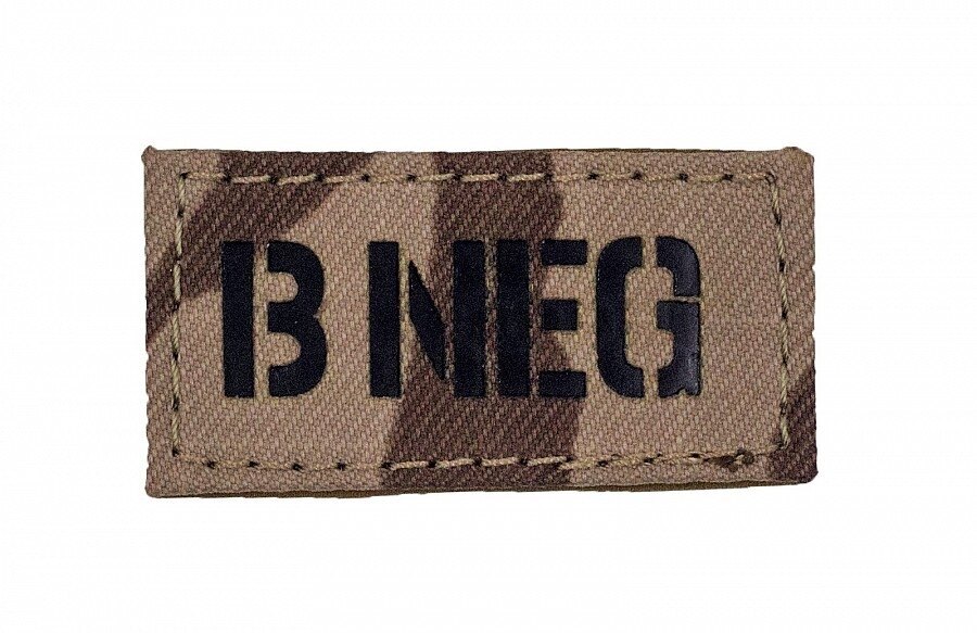 AČR IR Combat Systems® vércsoport B NEG - minta 95 Sivatag