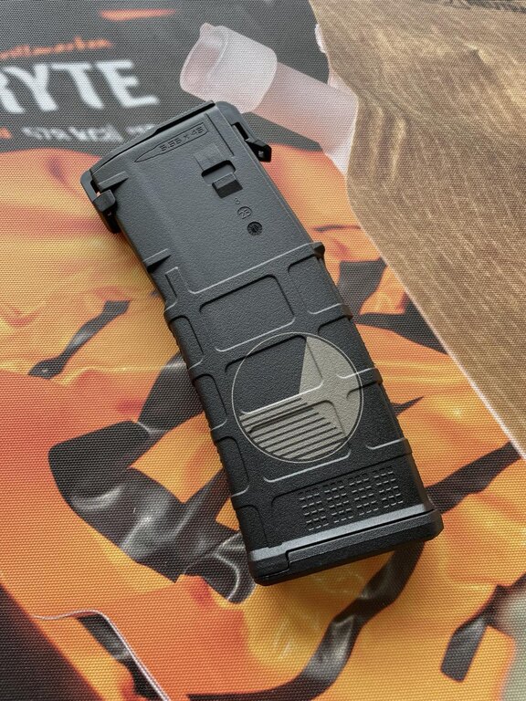 AR15-höz való tár, 30 lövés, 5.56x45 NATO Magpul® / České zászló
