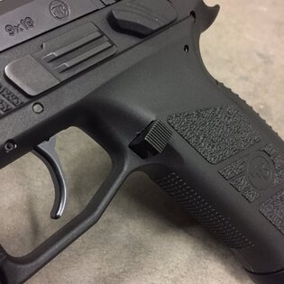 CZ P07 / P09 HB Industries® megnövelt tárkioldó