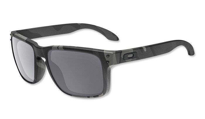 Holbrook™ SI Oakley® szemüveg