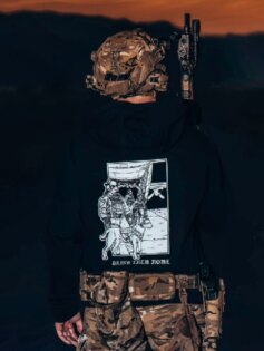 Hoodie Bring Them Home The Trace® pulóver