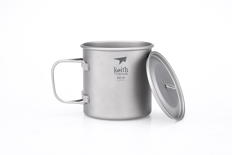 Keith® 650 ml titán bögre fedéllel