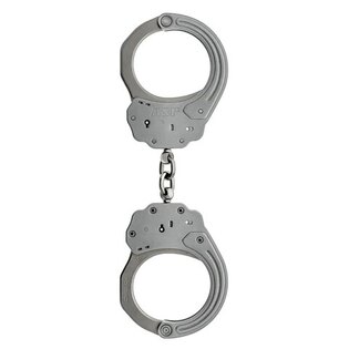 Sentry ASP® bilincsek a kezeken