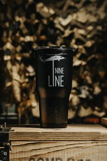 Termohrnček Tumbler 30 oz Dropline Nine Line®