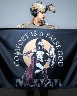 Zászló False God Brothers in Arms®